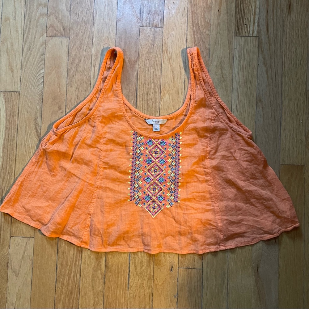 Decree Crop Tank - Final Sale